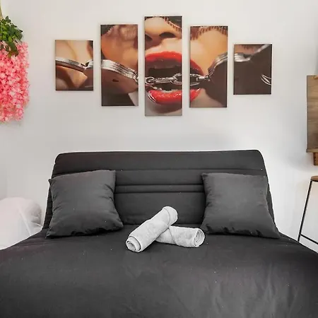 Chic & Romantic Holiday home Valras-Plage